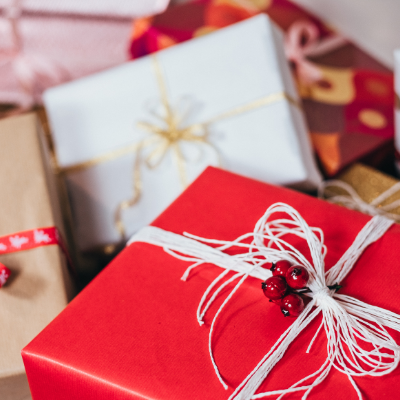 featured image for gifts for homeschool moms